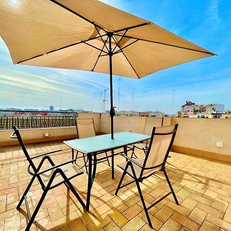 Philippe'S Home Triana Con Terraza Севілья Екстер'єр фото