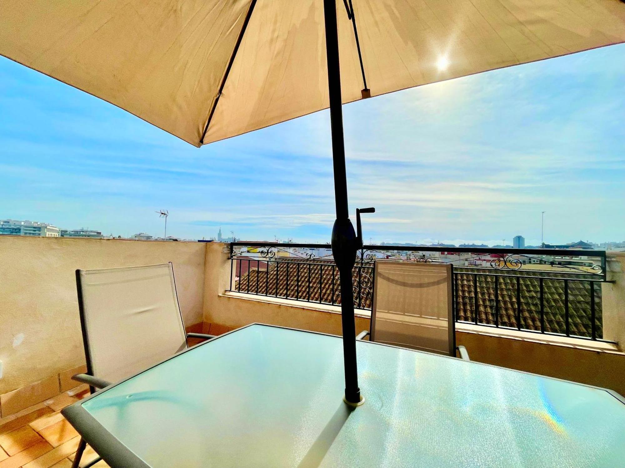 Philippe'S Home Triana Con Terraza Севілья Екстер'єр фото